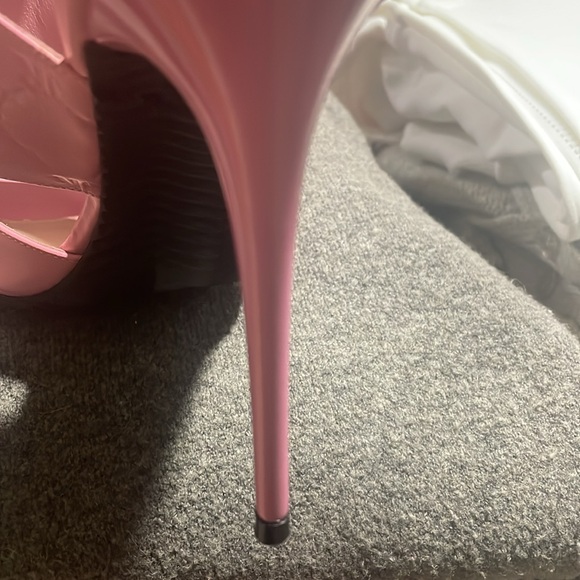 JOHN RICHMOND Pink Sandal 10 - Picture 9 of 10